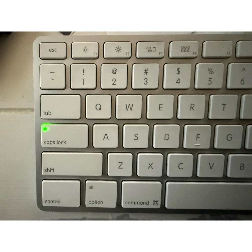Apple Wired Keyboard Model A1243 Silver‎ For Parts/ Repair